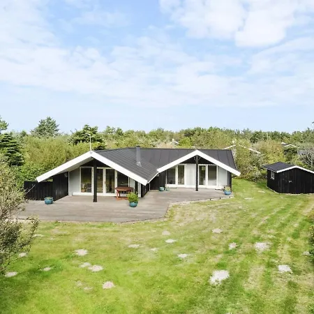Holiday home Alban - 700m From The Sea In Nw Jutland By Interhome Lokken