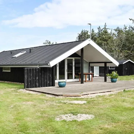 Alban - 700m From The Sea In Nw Jutland By Interhome * Lokken